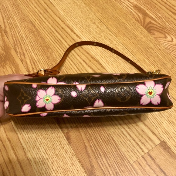 Authentic Louis Vuitton 🌸cherry blossom pouchette - Picture 7 of 16